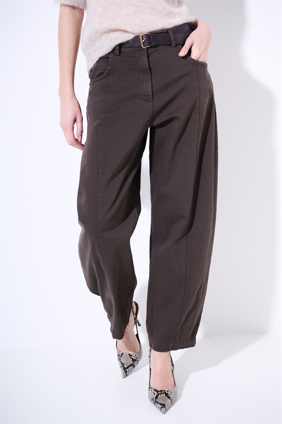 PANTA BALLON CON IMPUNTURA DAV. E CINTURA