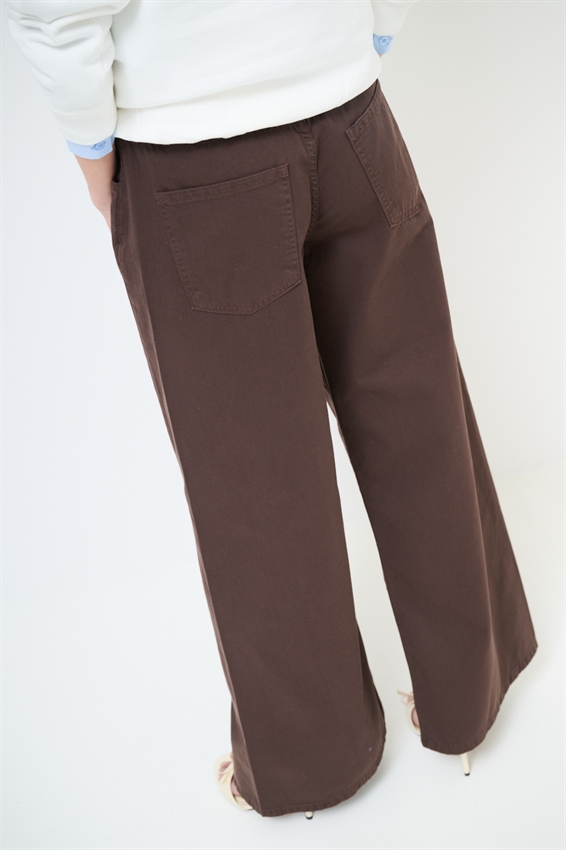 PANTALONE DRITTO CON SPACCHI IN GABARDINA MEDIA