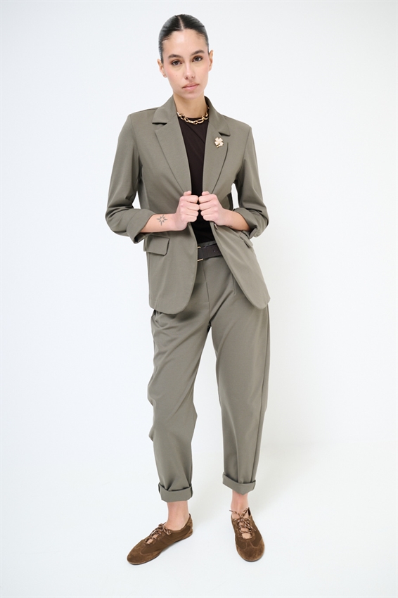 PANTALONE OVETTO PUNTO MILANO CON PINCES E CINTURA