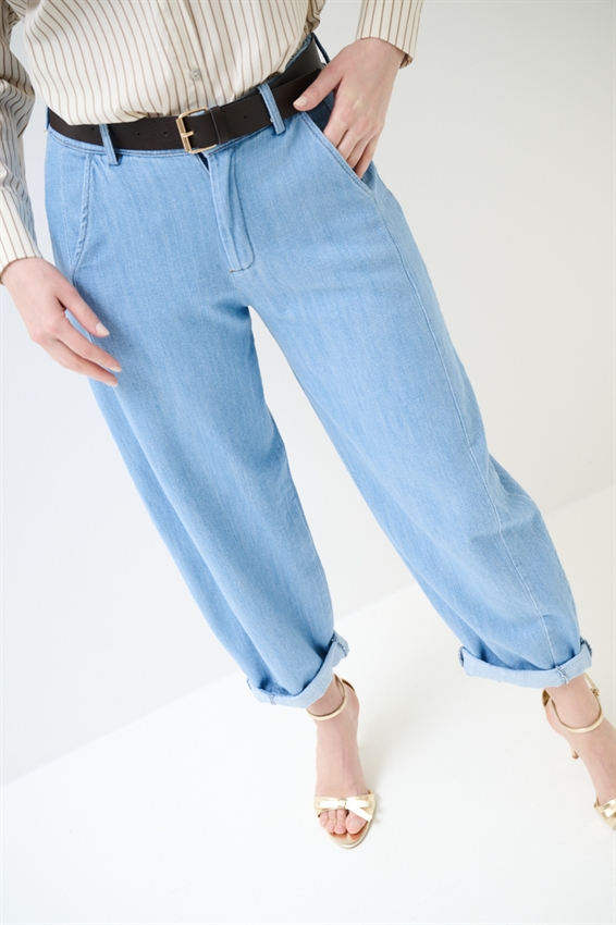 PANTA BALLOON CON TAGLI SUL FIANCO