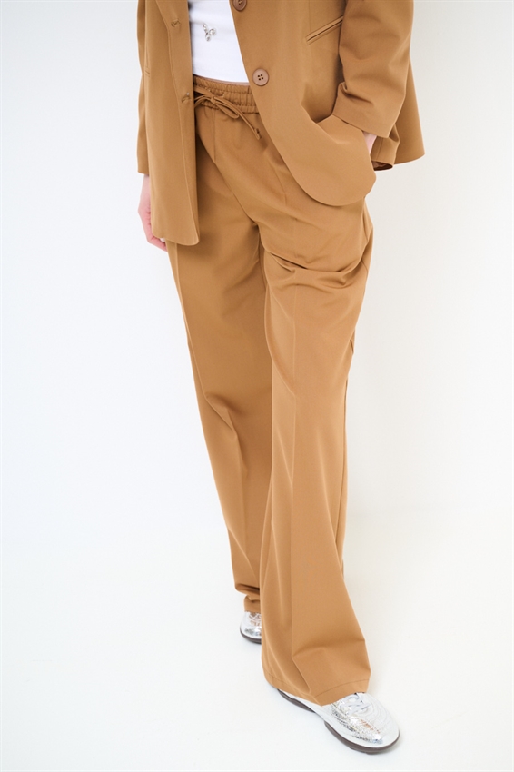 PANTALONE AMPIO CON COULISSE