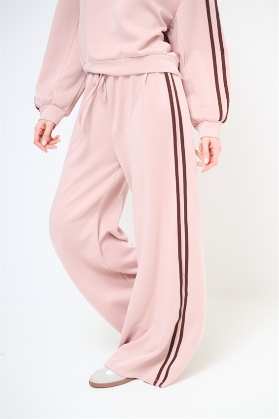 PANTALONE LARGO CON BANDE VISCOSA MODAL