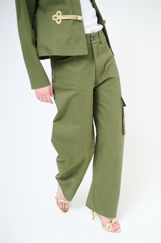 PANTALONE CARGO OVETTO CON TASCONI