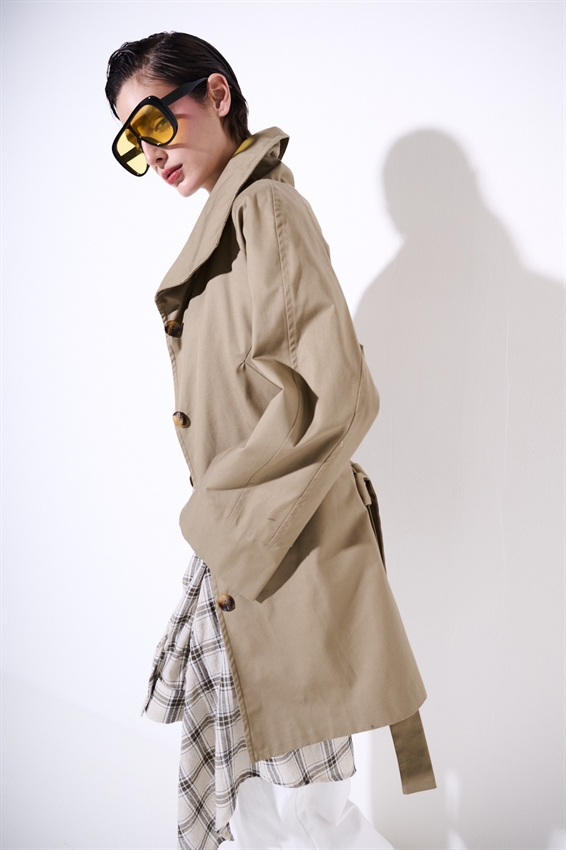 TRENCH MIDI CON COLLO ALTO E CINTURA