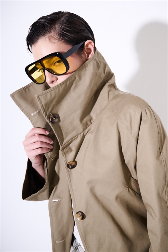 TRENCH MIDI CON COLLO ALTO E CINTURA