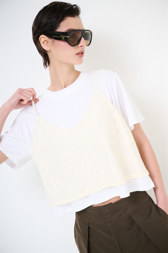 T-SHIRT + TOP PIZZO SOVRAPPOSTO