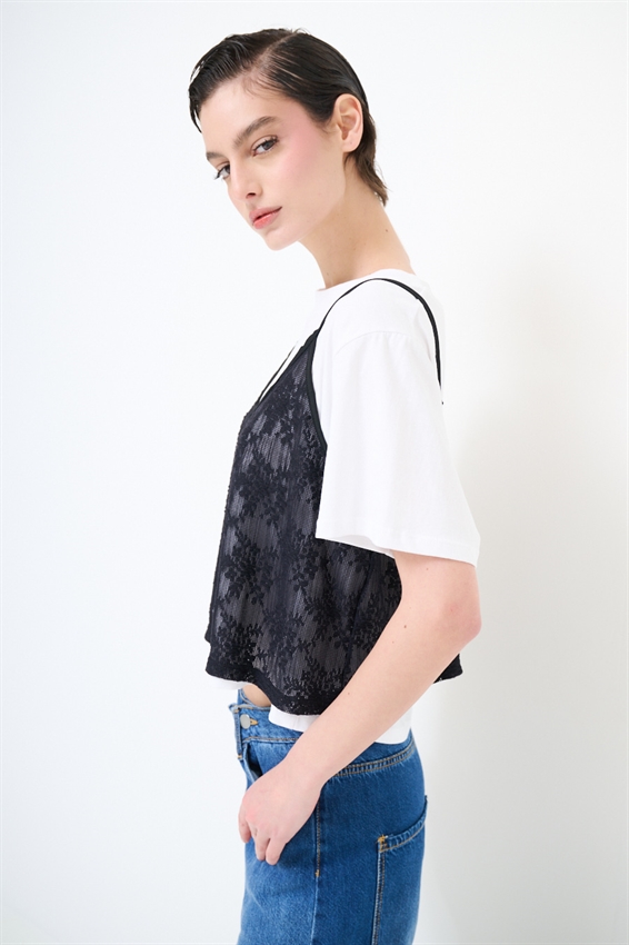 T-SHIRT + TOP PIZZO SOVRAPPOSTO