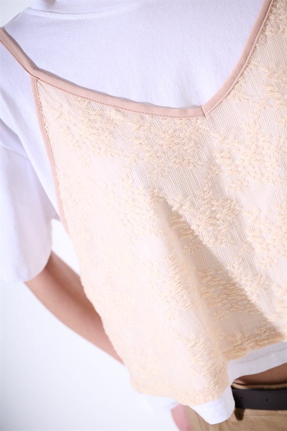 T-SHIRT + TOP PIZZO SOVRAPPOSTO