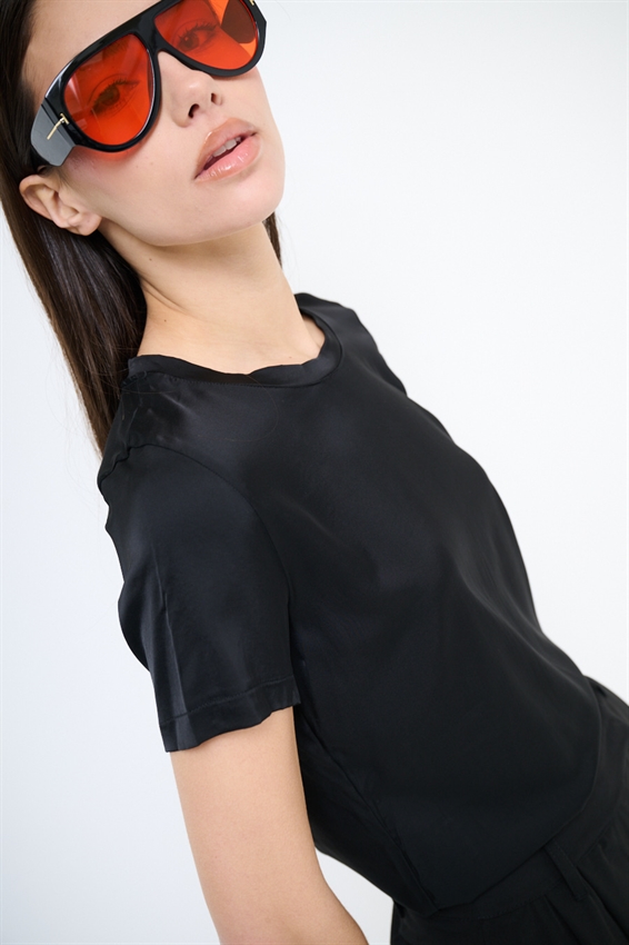 T-SHIRT MEZZA MANICA IN RASO VISCOSA