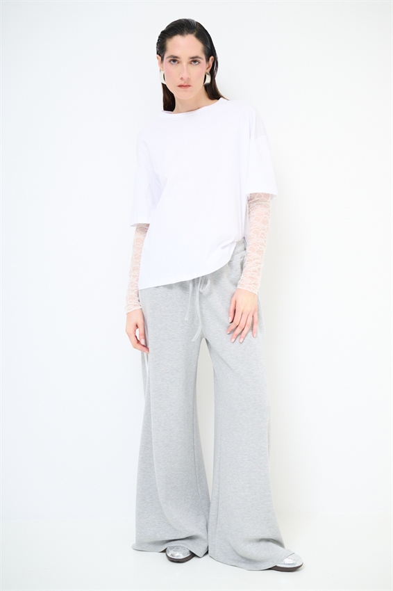 T-SHIRT OVER CON MANICHE IN PIZZO