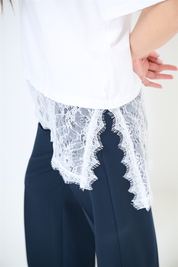 T-SHIRT OVER + PIZZO ASIMMETRICO