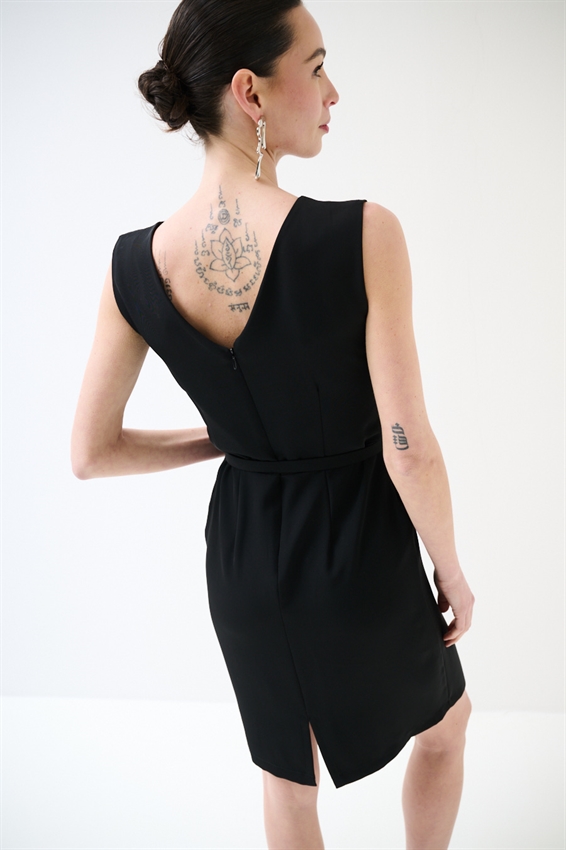 ABITO CORTO CADI CON TASCHE E CINTURA