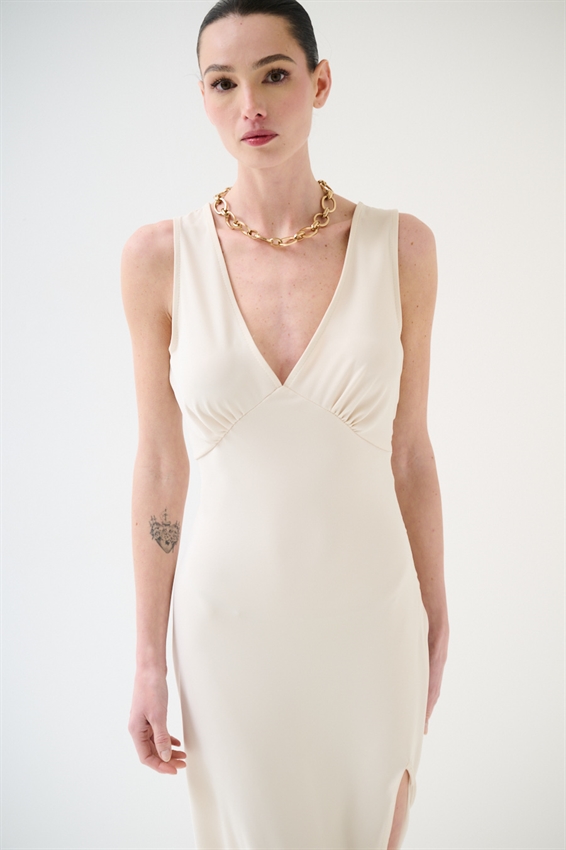 ABITO LUNGO SMANICATO CON SPACCO TESSUTO FLUIDO