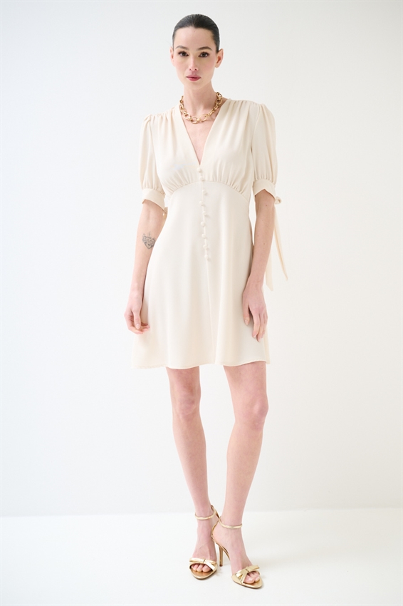 ABITO CORTO CON BOTTONI FODERATI BURRO