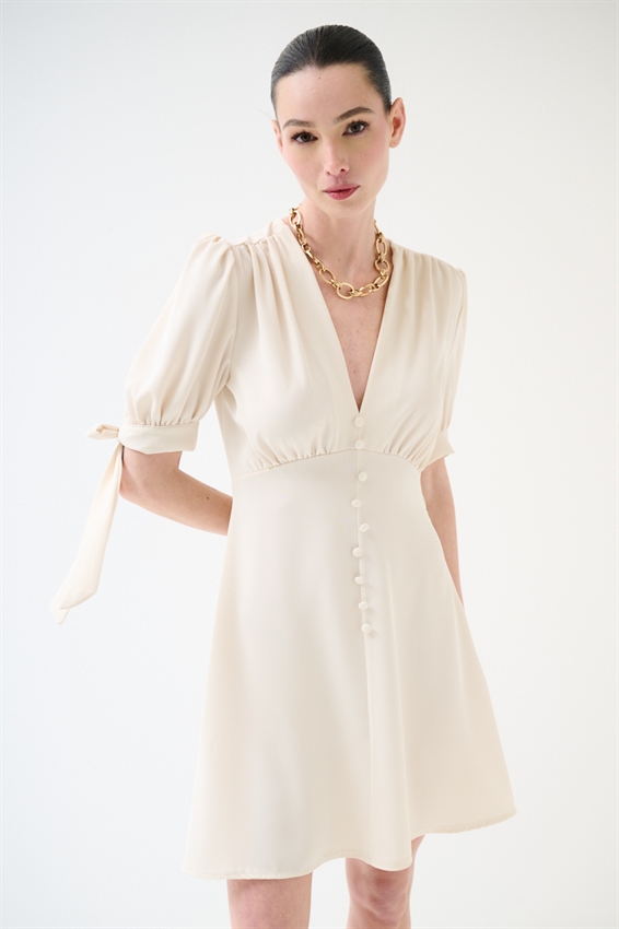 ABITO CORTO CON BOTTONI FODERATI BURRO