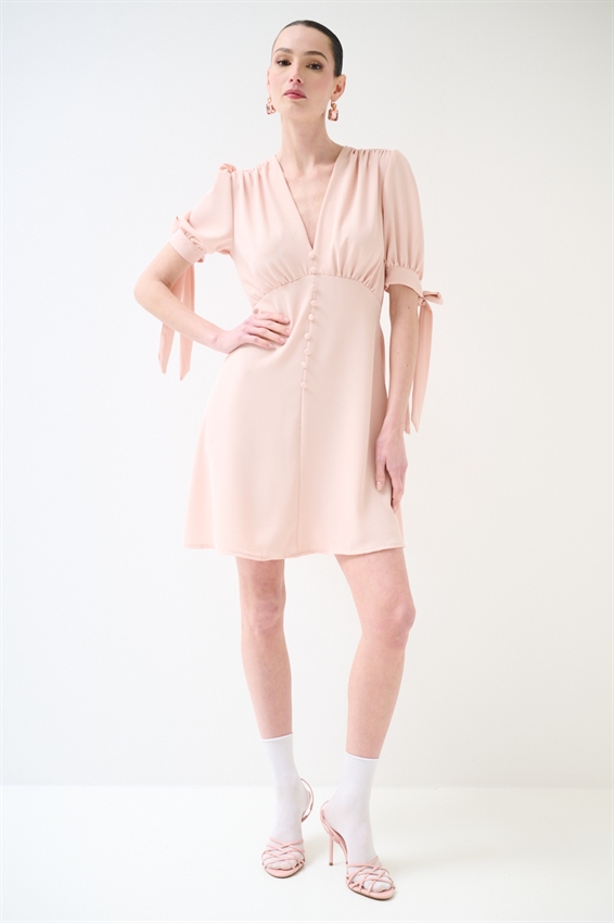 ABITO CORTO CON BOTTONI FODERATI ROSA