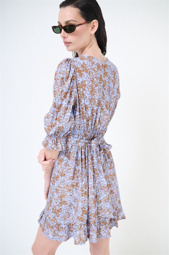 ABITO CORTO CON STAMPA E FIOCCO CELESTE/TABACCO