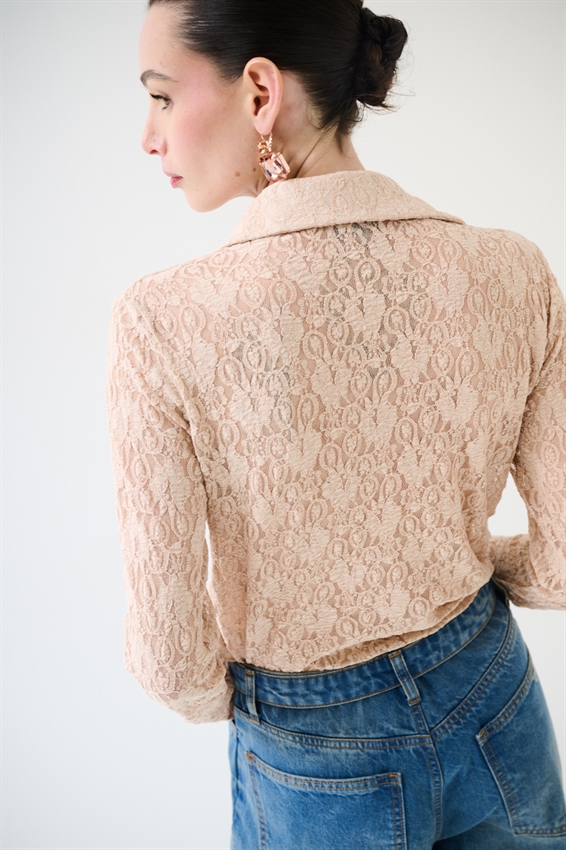 CAMICIA IN PIZZO ELASTICIZZATA