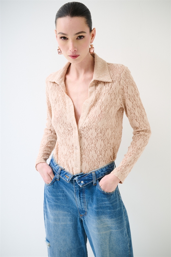 CAMICIA IN PIZZO ELASTICIZZATA CIPRIA