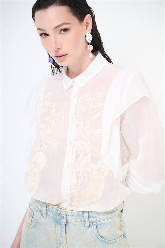 CAMICIA CON MAXI GALA SULLA SPALLA