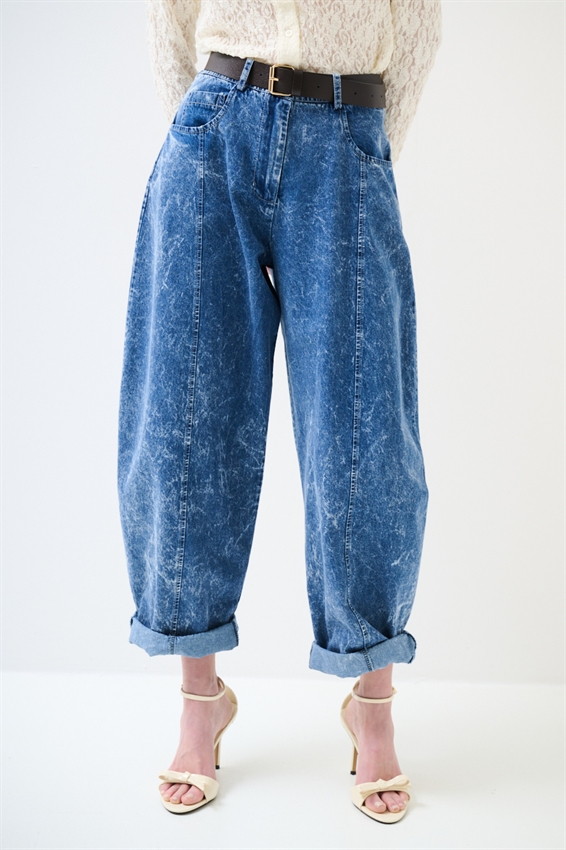 JEANS BALLOON CON CUCITURA DAVANTI