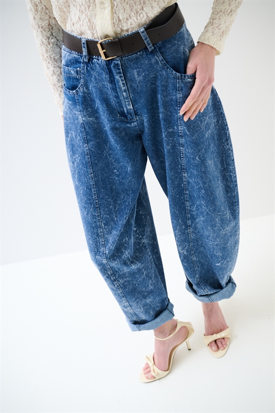 JEANS BALLOON CON CUCITURA DAVANTI