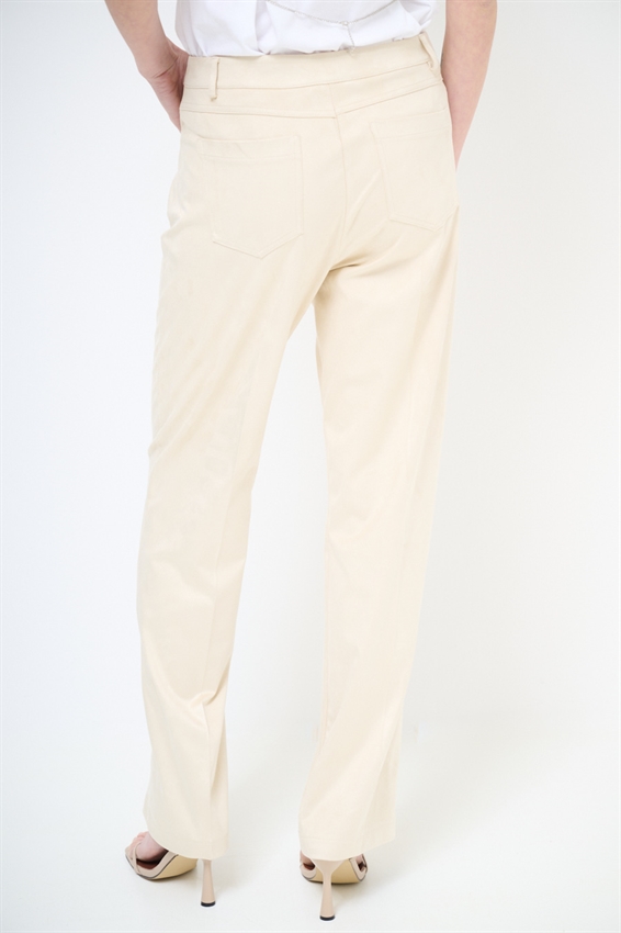 PANTALONE A 5 TASCHE CON PIEGA CENTRALE