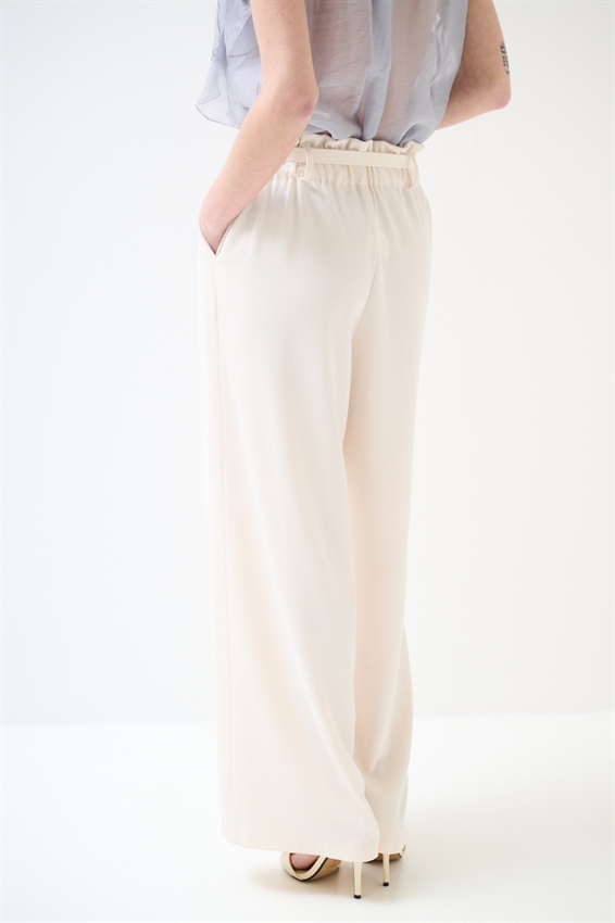 PANTAPALAZZO CON PINCES E CINTURA FODERATA BURRO