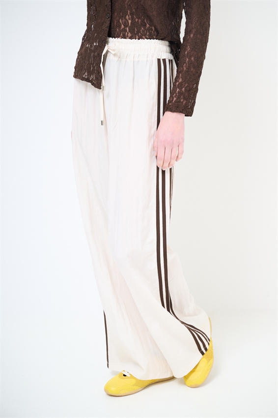 PANTALONE CON BANDE LYOCELL