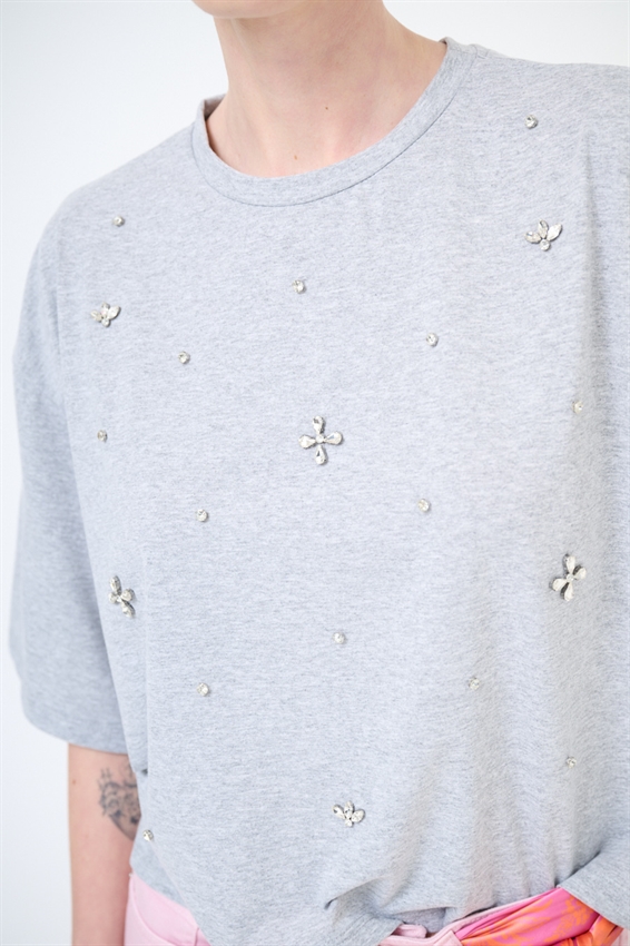 T-SHIRT CON APPLICAZIONE CASTONI