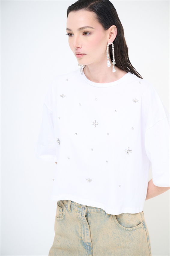 T-SHIRT CON APPLICAZIONE CASTONI