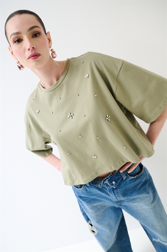 T-SHIRT CON APPLICAZIONE CASTONI