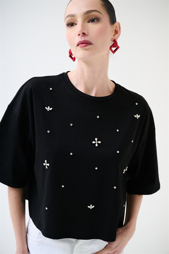 T-SHIRT CON APPLICAZIONE CASTONI