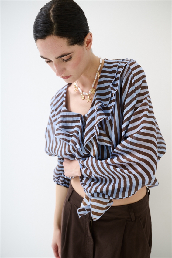 CAMICIA CON VOLANT A RIGHE MORO/CELESTE