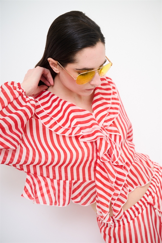 CAMICIA CON VOLANT A RIGHE ROSSO/PANNA