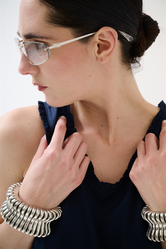 CANOTTA IN RASO VISCOSA CON ROUCHES BLU