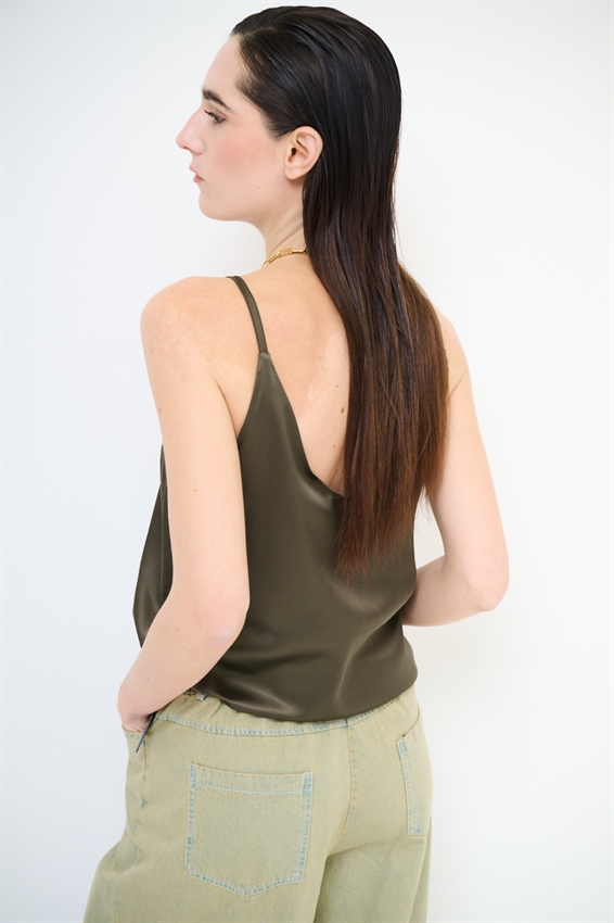 CANOTTA BASIC CON SPALLINI REGOLABILI IN VISCOSA