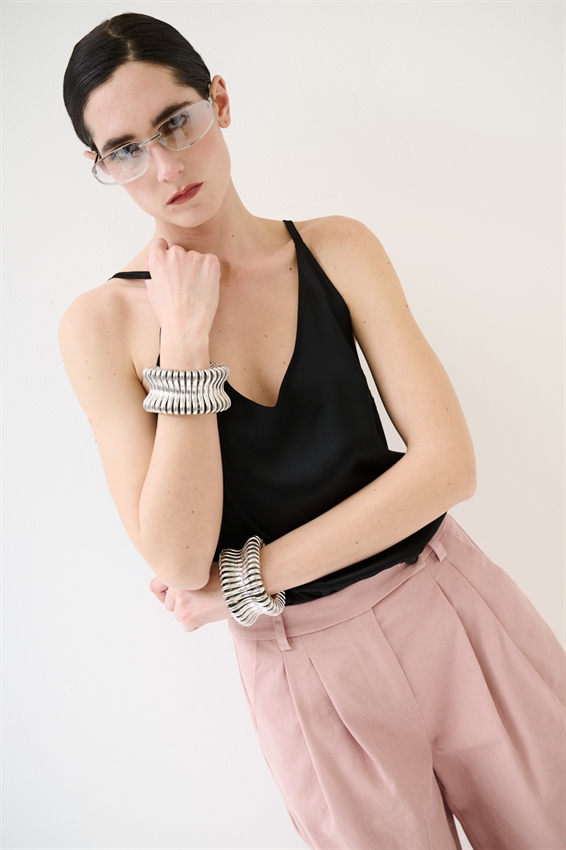 CANOTTA BASIC CON SPALLINI REGOLABILI IN VISCOSA NERO