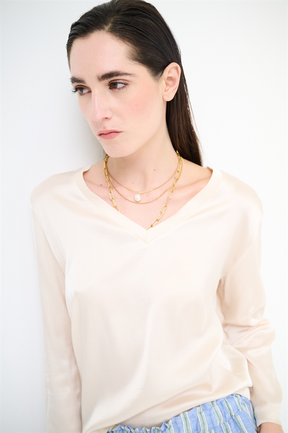 MAGLIA SCOLLO A V IN RASO VISCOSA
