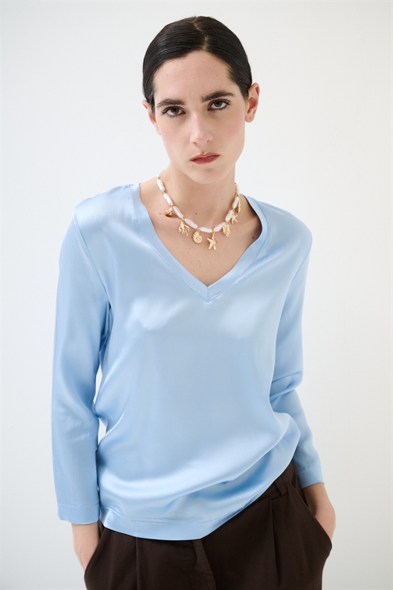 MAGLIA SCOLLO A V IN RASO VISCOSA