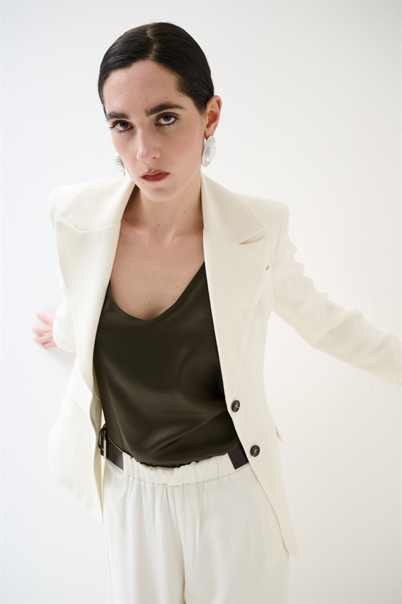 GIACCA AVVITATA A 2 BOTTONI CON PATTINE BURRO