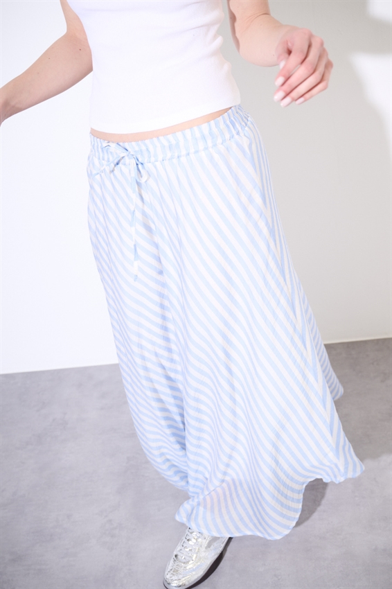 GONNA A SBIECO A RIGHE