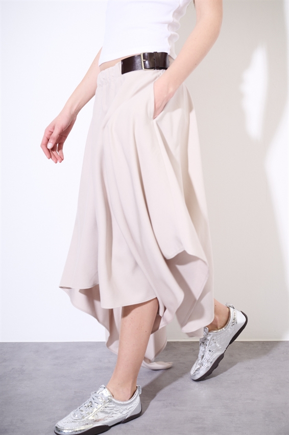 GONNA MIDI CON PUNTE E FIBBIE BEIGE