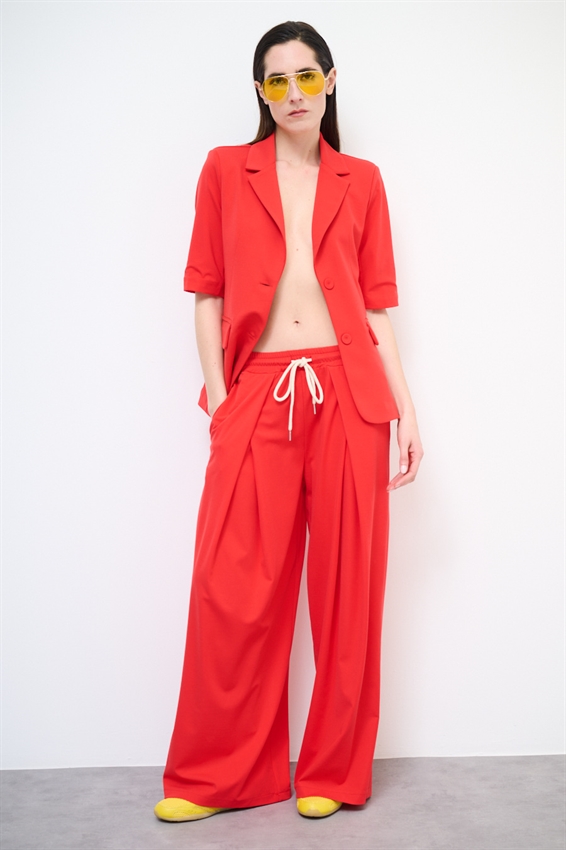 PANTALONE CON PINCES