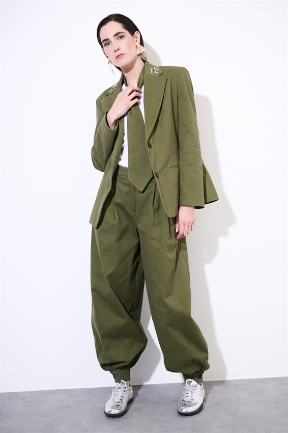 PANTALONE IN COTONE CON RIPRESA SUL FONDO MILITARE