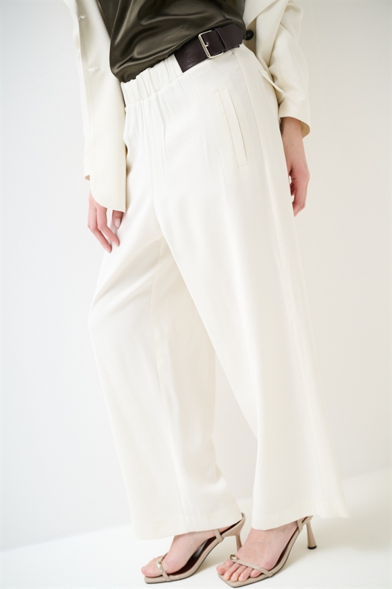 PANTALONE DRITTO CON FIBBIE