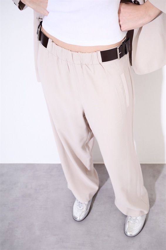 PANTALONE DRITTO CON FIBBIE