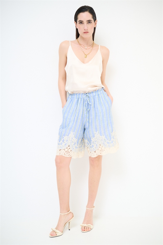 BERMUDA IN LINO A RIGHE CON RICAMO