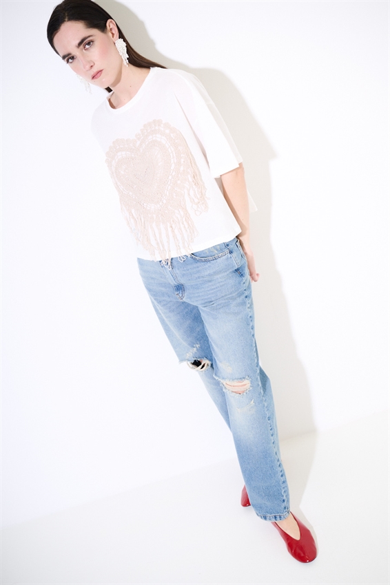 T-SHIRT OVER CON APPLICAZIONE MACRAME