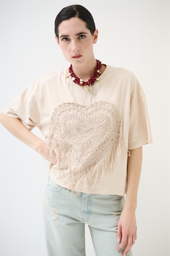 T-SHIRT OVER CON APPLICAZIONE MACRAME BEIGE